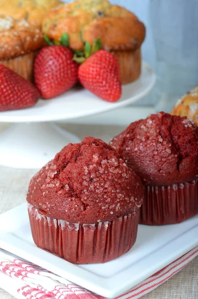 A különálló lemezeinek száma általában szolgált finom Muffin — Stock Fotó