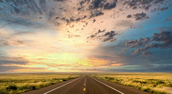 Bellissima Sezione Della Storica Route Arizona Durante Drammatico Tramonto — Foto Stock