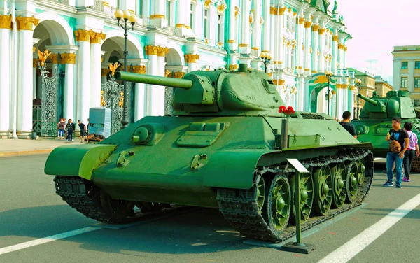 Sovyet orta tank T-34/76