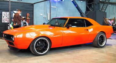 Klasik Amerikan kas araba özel ve gösteri ayarlama