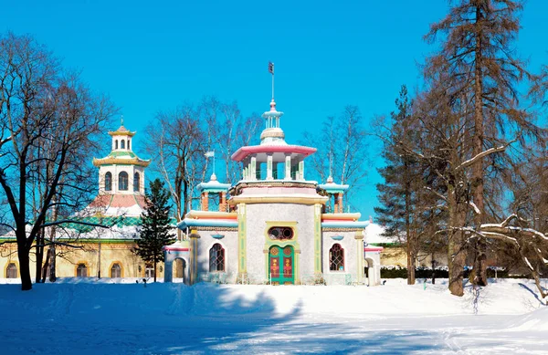 De krakende (Chinees) pagode in het Park van Catherine — Stockfoto