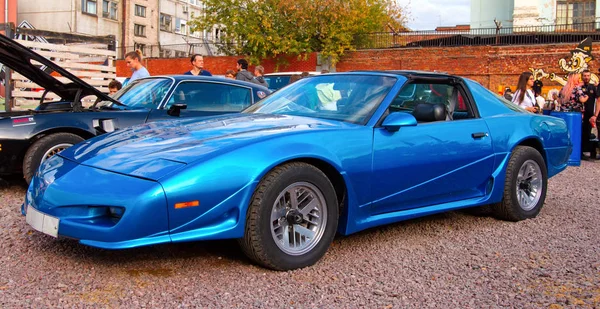 Klasik Amerikan kaslı arabası Pontiac Trans Am Firebird. — Stok fotoğraf