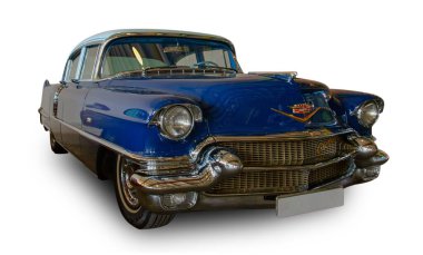 Klasik Amerikan Vintage arabası 1951 Cadillac De Ville beyaz arka planda izole edildi.