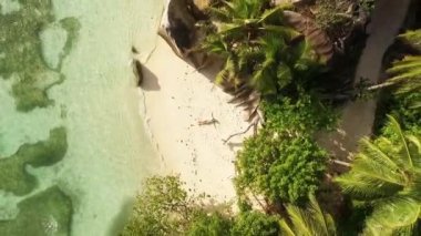 La Digue de Seyşeller Beach hava hareket
