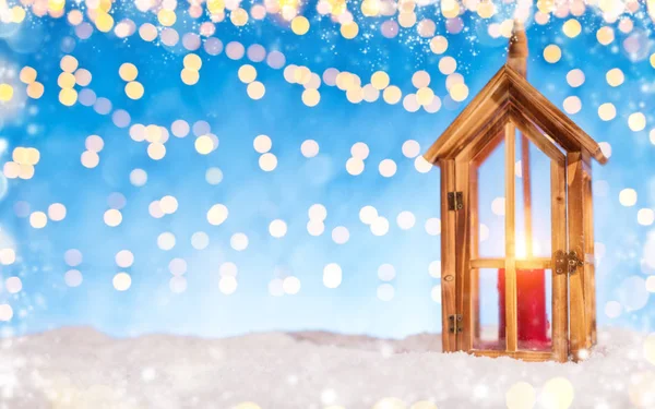 Noel arka plan ile ahşap fener — Stok fotoğraf