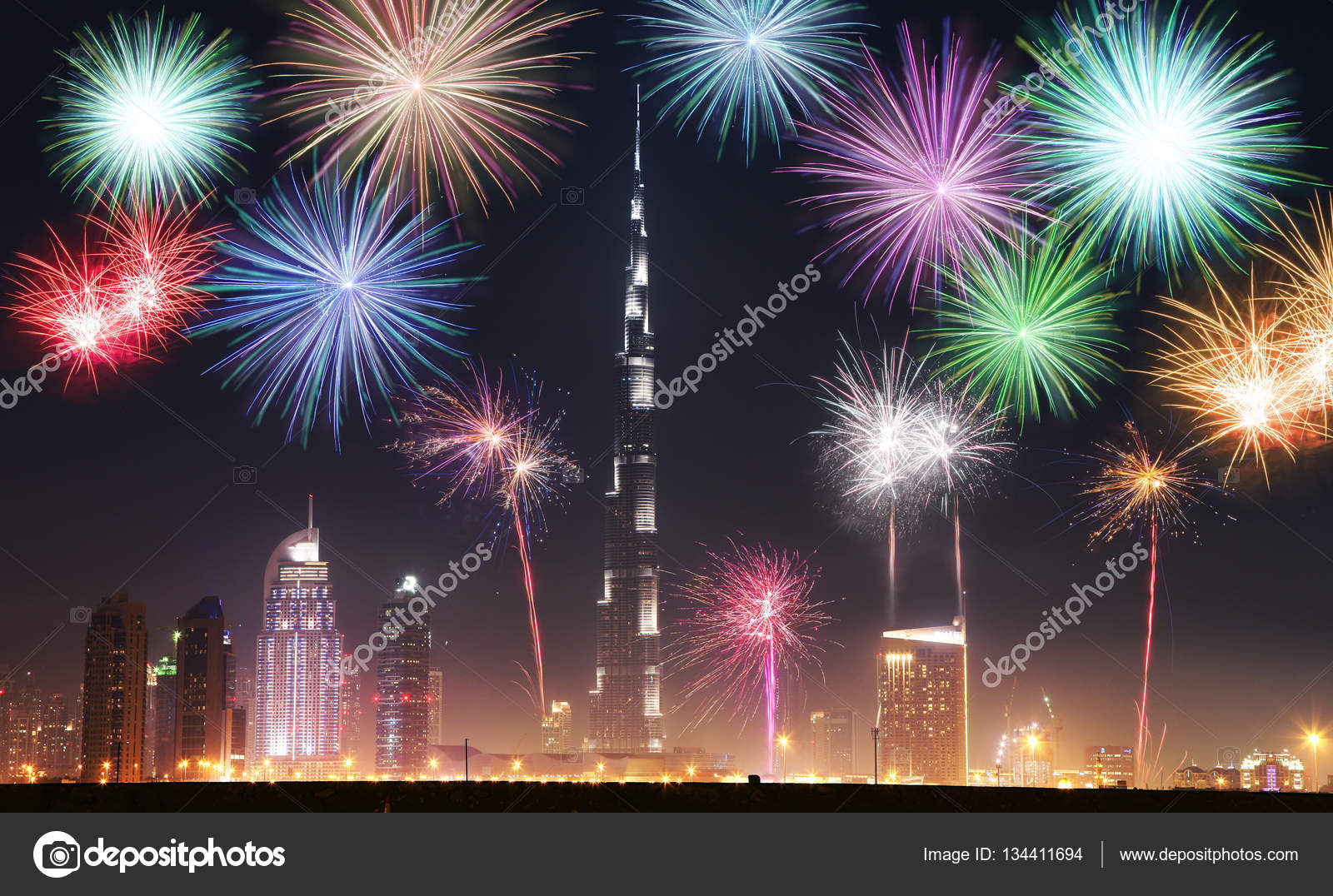 New Year Fireworks Show In Dubai Uae Stock Editorial Photo C Jag Cz New Year Fireworks Show In Dubai Uae Stock Editorial Photo C Jag Cz