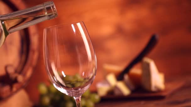 Degustación de vino blanco — Vídeos de Stock