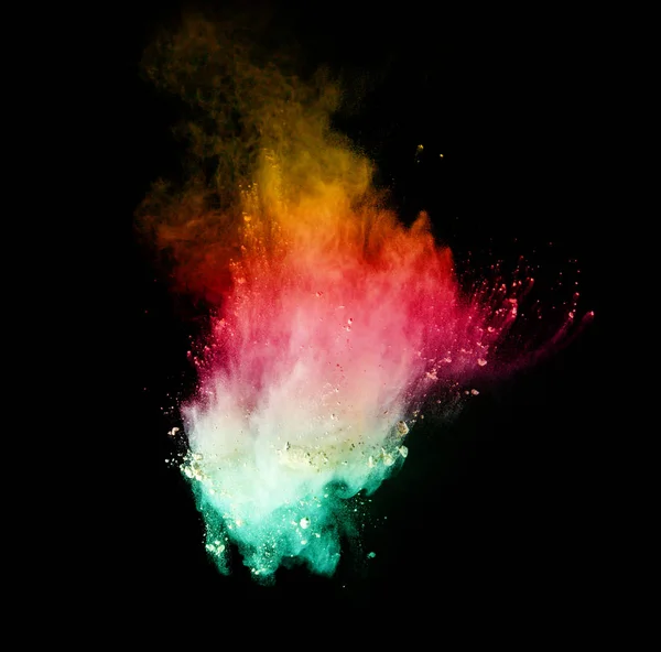 Взрыв цветного порошка на черном фоне — стоковое фото
