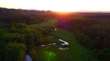Firewors patlama geceleri hava görüntüleri