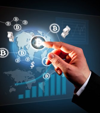 Bitcoins simgesi dokunmadan işadamı el ile dijital düzeni. 