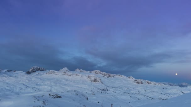 Time Lapse Van Alpine Bergen Winter Prachtige Zonsondergang Met Gekleurde — Stockvideo