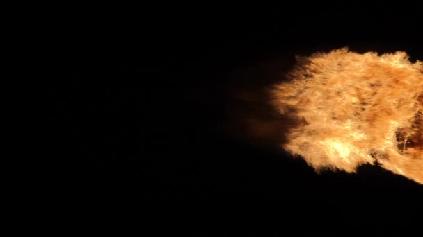 Brand Explosie Zijaanzicht Geïsoleerd Zwarte Achtergrond Slow Motion — Stockvideo
