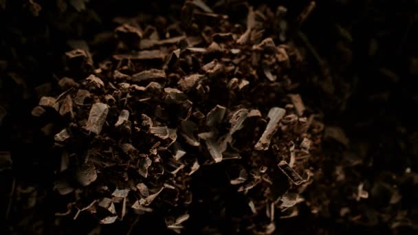 Super Cámara Lenta Grupo Volador Piezas Chocolate Crudo Filmado Cámara — Vídeos de Stock