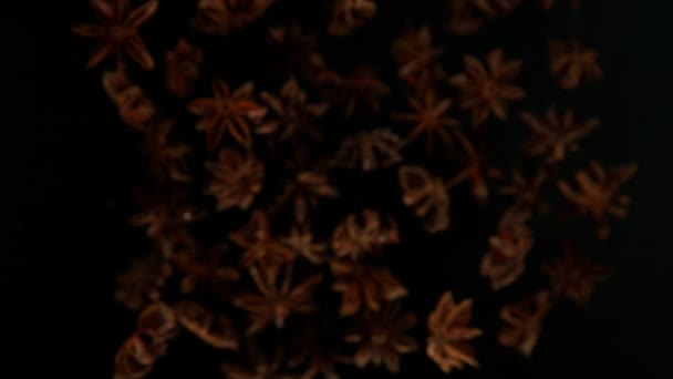 超级慢动作的飞行全明星茴香香料 用高速相机拍摄 1000 Fps — 图库视频影像