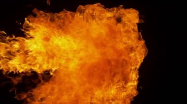 Süper Yavaş Ateş Patlaması Kara Arkaplanda izole edildi. Yüksek Hız Kamerası 'nda çekildi, 1000 fps.