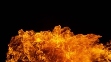 Süper Yavaş Ateş Patlaması Kara Arkaplanda izole edildi. Yüksek Hız Kamerası 'nda çekildi, 1000 fps.