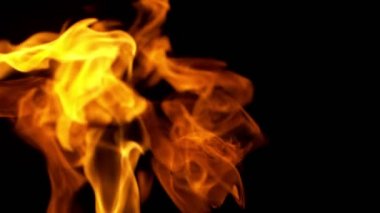 Süper Yavaş Ateş Patlaması Kara Arkaplanda izole edildi. Yüksek Hız Kamerası 'nda çekildi, 1000 fps.