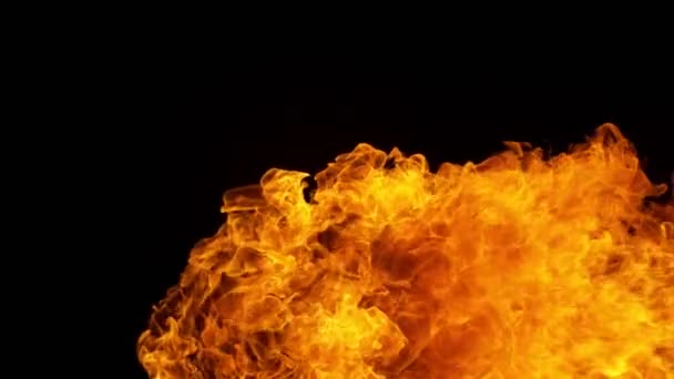Super Cámara Lenta Explosión Fuego Aislado Sobre Fondo Negro Filmado — Vídeo de stock