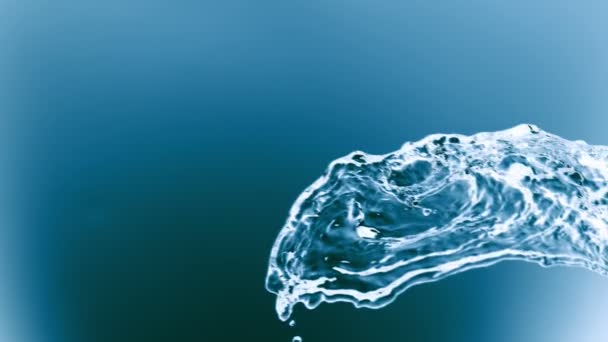 Super Slow Motion Flying Water Splashes Soft Blue Background Filmado — Vídeo de Stock