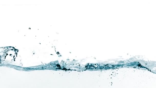 Super Langzame Beweging Van Spetterend Water Geïsoleerd Witte Achtergrond Gefilmd — Stockvideo