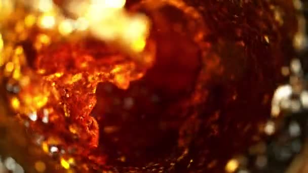 Super Slow Motion Pouring Cola Whiskey Ice Tea Drink Twister — Stok video