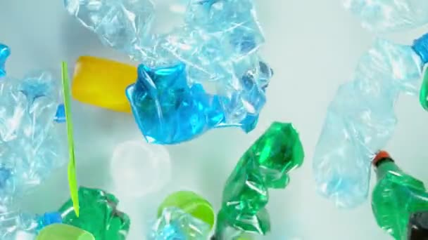 Mouvement Super Lent Des Déchets Plastiques Volants Dans Les Airs — Video