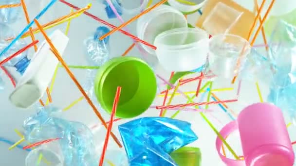 Super Slow Motion Rifiuti Plastica Che Volano Nell Aria Girato — Video Stock