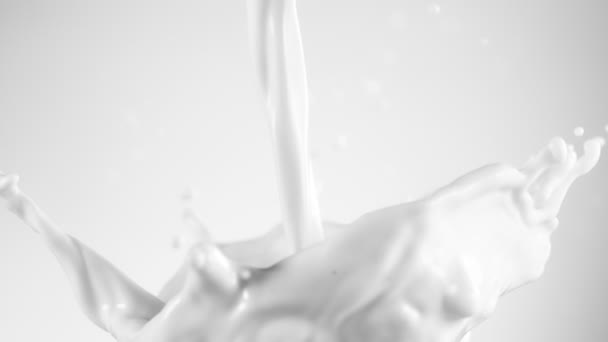 Σούπερ Αργή Κίνηση Του Ρίχνει Γάλα Απομονώνονται Λευκό Φόντο Κινηματογραφήθηκε — Αρχείο Βίντεο