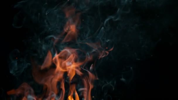 Super Pomalý Pohyb Plamenů Izolovaných Černém Pozadí Natočeno Vysokorychlostní Kameře — Stock video