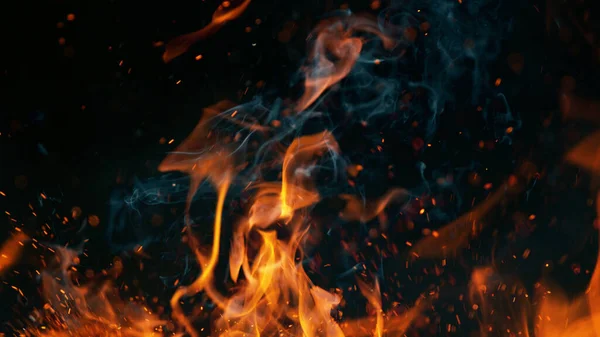 Ateşe Yakın Çekim Siyah Arkaplanda Izole Edildi — Stok fotoğraf