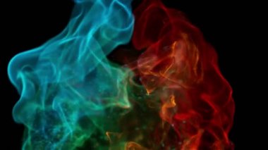 Siyah arka planda izole edilmiş çok yavaş renkli ateş patlamaları. Yüksek hızlı kamera, 1000 fps.