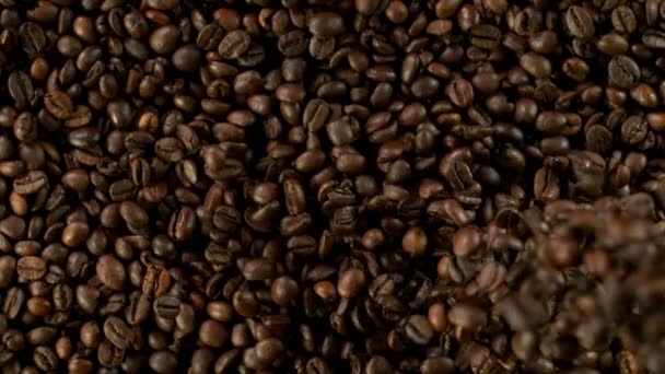 Super Slow Motion Chicchi Caffè Che Cadono Girato Cinepresa Alta — Video Stock