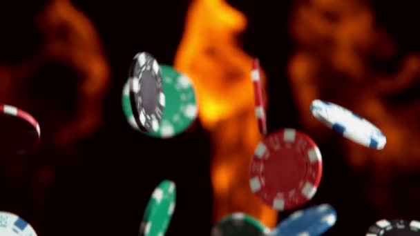 Super Slow Motion Chip Poker Rotanti Con Fiamme Sullo Sfondo — Video Stock