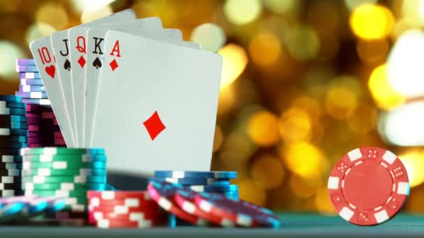 Super Zeitlupe Rotierender Pokerchips Auf Dem Tisch Gefilmt Mit High — Stockvideo