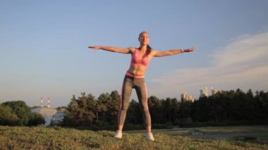 Fitness hippi kız moda spor giyim yoga fitness egzersiz sokak, açık spor yapmak.