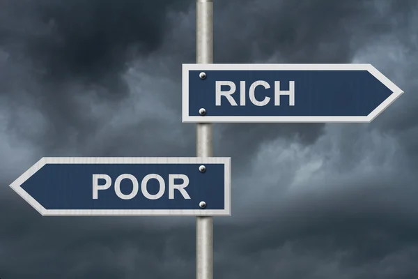 Sendo rico versus pobre — Fotografia de Stock