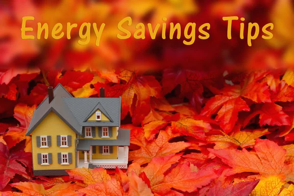 Home energy savings tips in the fall season — Stock Photo, Image