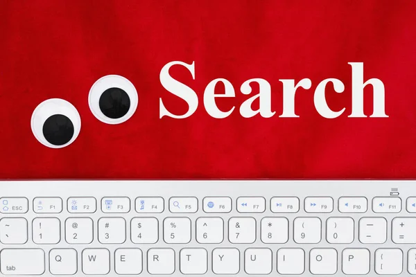 Search Message Gray Keyboard Googly Eyes Red — Stock Photo, Image