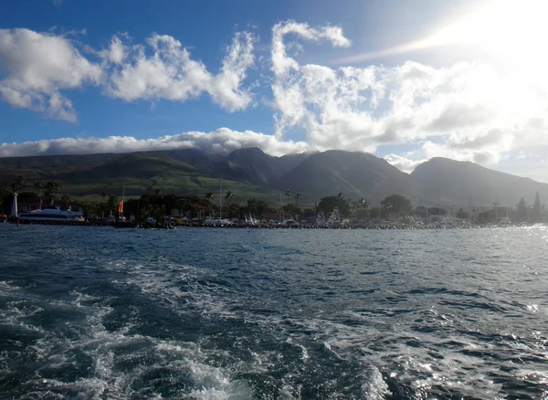 Scenery of west Maui near Lahaina, Hawaii. — Stock Photo, Image