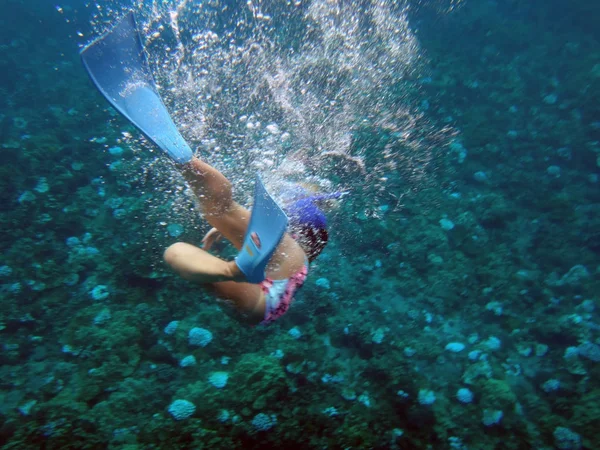 Πρόσωπο Κολύμβηση Αναπνευστήρα Στον Κρατήρα Μολοκίνι Μάουι Χαβάη — Φωτογραφία Αρχείου