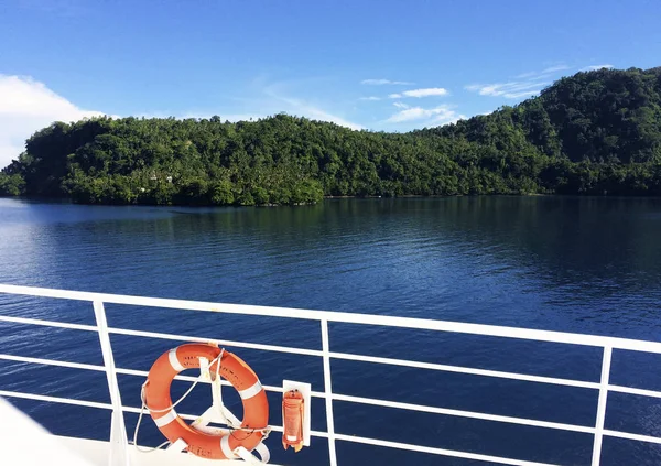 Garove Adası krater Papua N bir yolcu gemisinden sahne