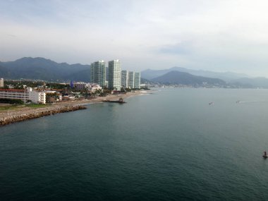 Puerto Vallarta olay yerinden bir yolcu gemisi. Jalisco, Meksika.