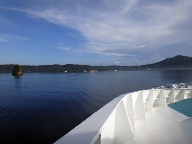 Simpson liman ve Rabaul mahallinden bir yolcu gemisi.