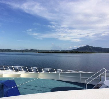 Simpson liman ve Rabaul mahallinden bir yolcu gemisi.