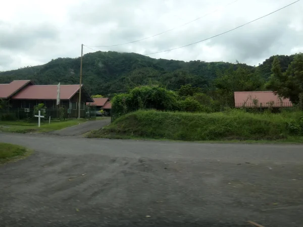 Sokak görüş Matupit, Papua Yeni Gine ve Rabaul — Stok fotoğraf