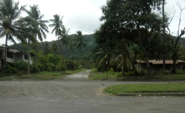 Straat uitzicht op Rabaul en Matupit, Papoea-Nieuw-Guinea — Stockfoto