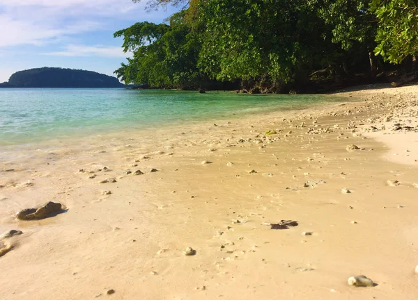 Sahne şampanya Bay, Espiritu Santo, Vanuatu. — Stok fotoğraf