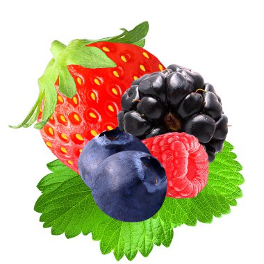 Beyaz üzerine nane ile taze çilek