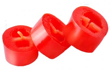 Üç adet biber beyaz arka plan üzerinde izole 