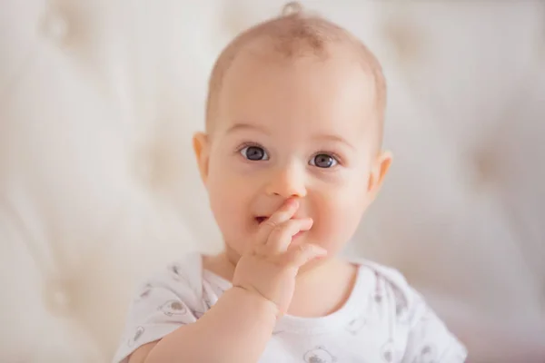 Portrait of inquiring baby boy — Stock Photo, Image